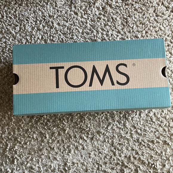 Pink Quartz Pineapple Embroidered TOMS - Picture 2 of 8